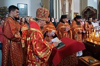 В день Радоницы Патриарший экзарх всея Беларуси совершил Литургию и панихиду в Ляденском мужском монастыре