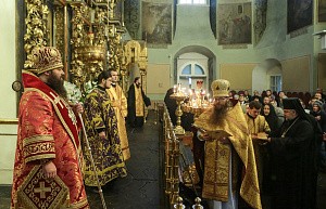 В день своего тезоименитства наместник Донского монастыря совершил Литургию  и получил Патриаршее поздравление