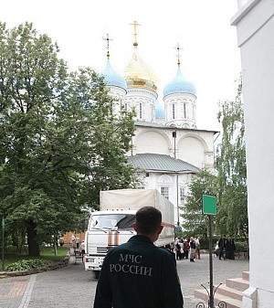 Из Новоспасского монастыря отправлен гуманитарный груз   для мирных жителей Юго-Востока Украины