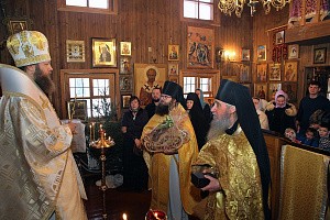 Епископ Савва возглавил Литургию на подворье Новоспасского монастыря в с. Милюкове