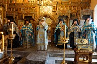 В Высоцком монастыре Серпухова состоялось празднование в честь иконы Богоматери «Неупиваемая Чаша»