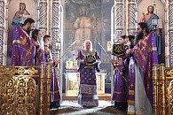 В Неделю Крестопоклонную епископ Усманский Евфимий возглавил Литургию в Задонском Рождество-Богородицком монастыре