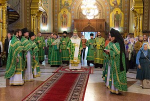 Архиепископ Сергиево-Посадский Феогност совершил Литургию  в Николо-Угрешском монастыре в день памяти прп. Пимена Угрешского