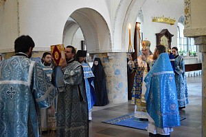 Архиепископ Сергиево-Посадский Феогност совершил Литургию в Марфо-Мариинской обители милосердия