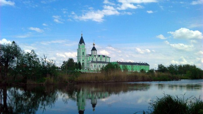 Свято-Троицкий Браиловский женский монастырь Винницкой епархии