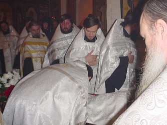 Отпевание протоиерея Бориса. Последнее целование