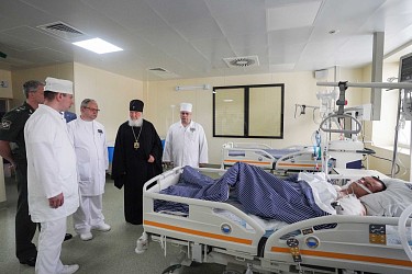 Святейший Патриарх Московский и всея Руси Кирилл посетил московский госпиталь имени А.А. Вишневского